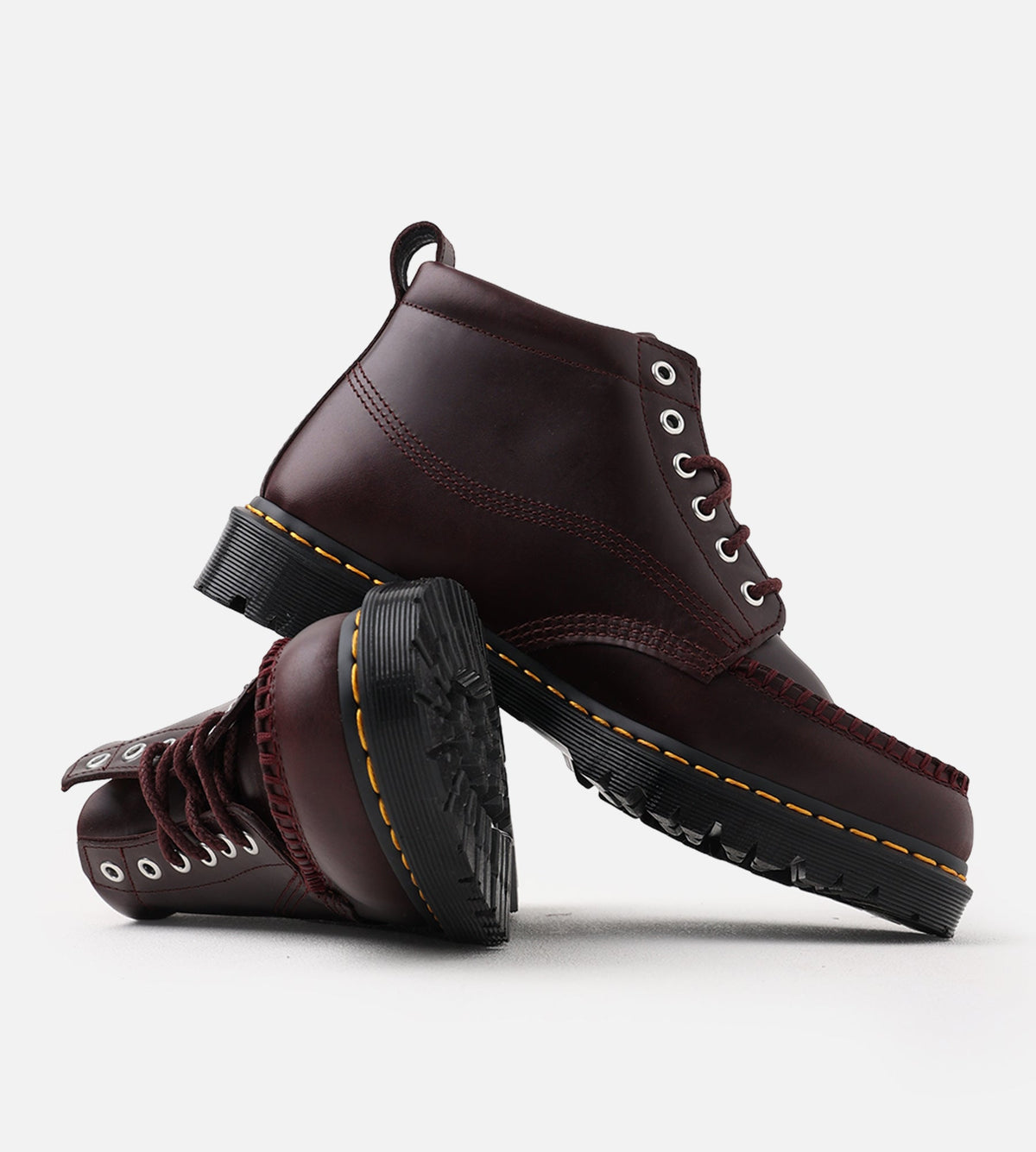 Dr. Martens Lowell Chukka Spiced Brown Mayhem Rb