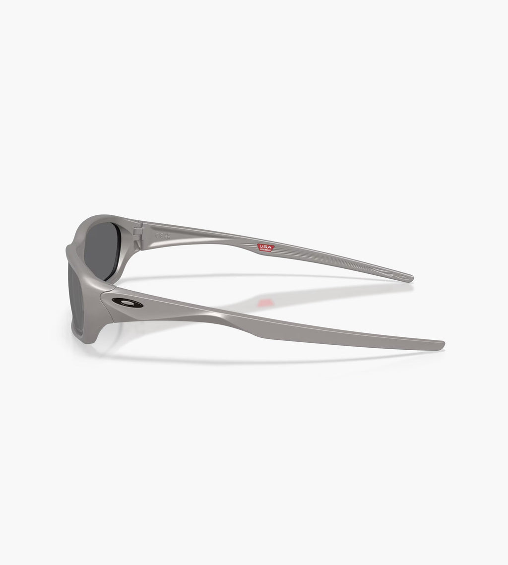 Oakley Terraforma Prizm Black Polarized Titanium