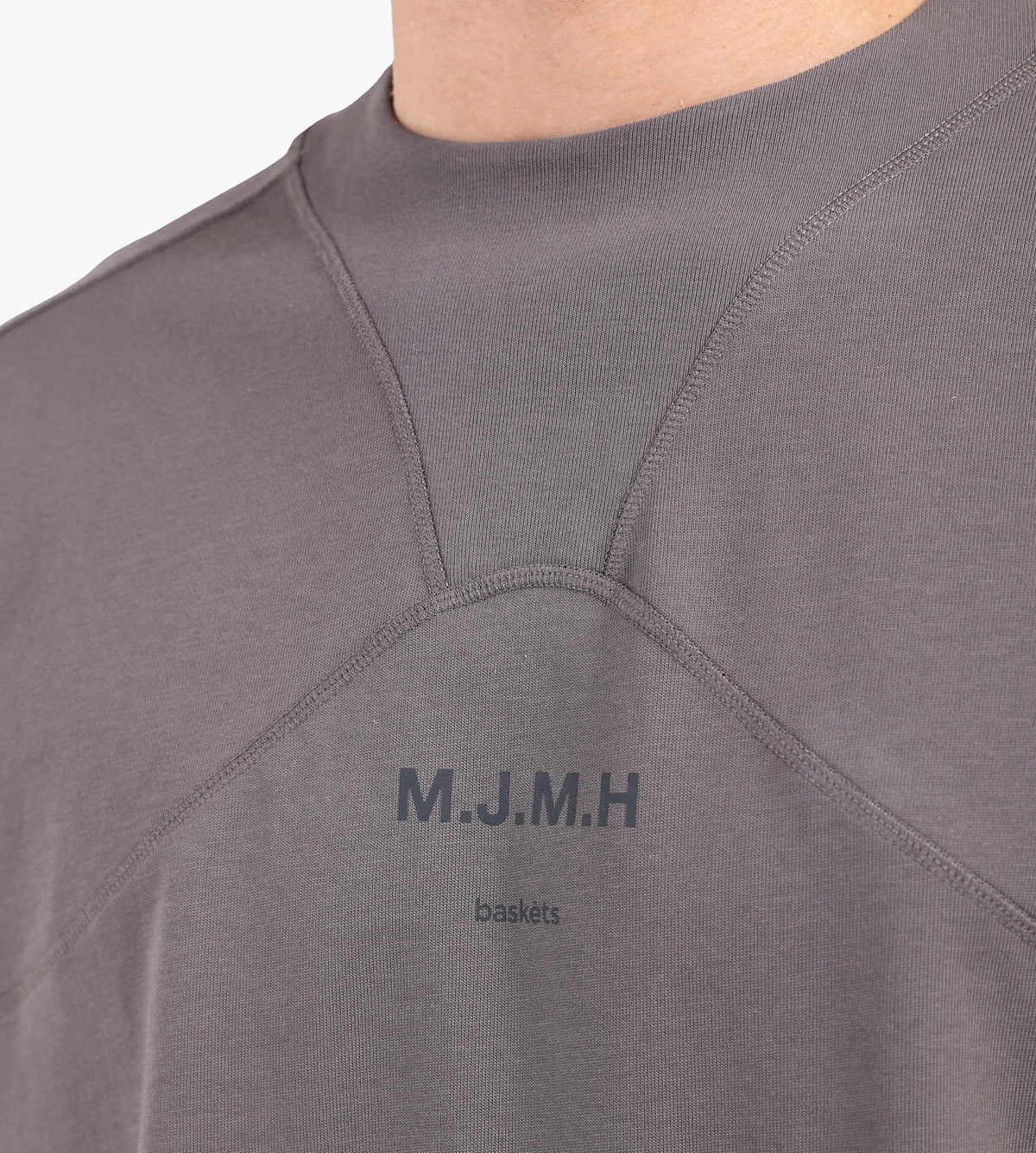 Baskèts | M.J.M.H Hybrid Tee Umber