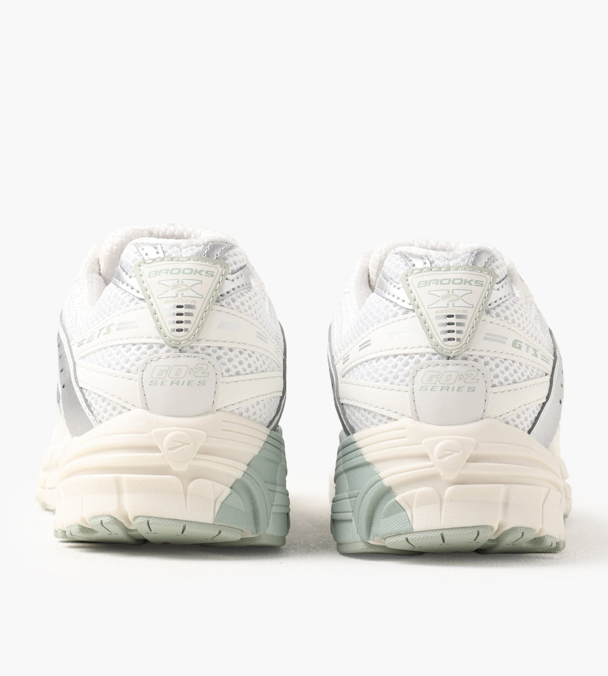 Brooks Adrenaline GTS 10 White Coconut Milk Smoke