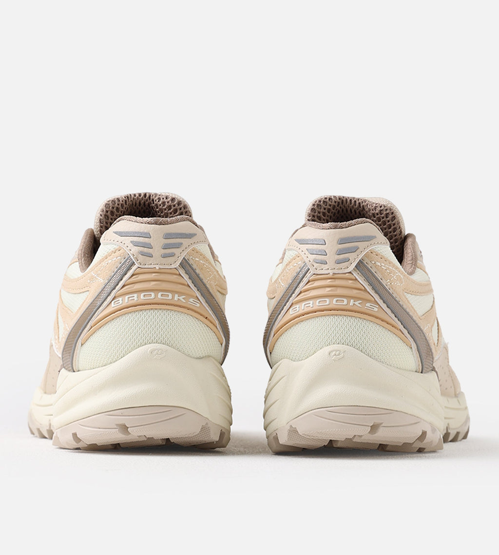 Brooks Cascadia 1 Afterglow Semolina Greige