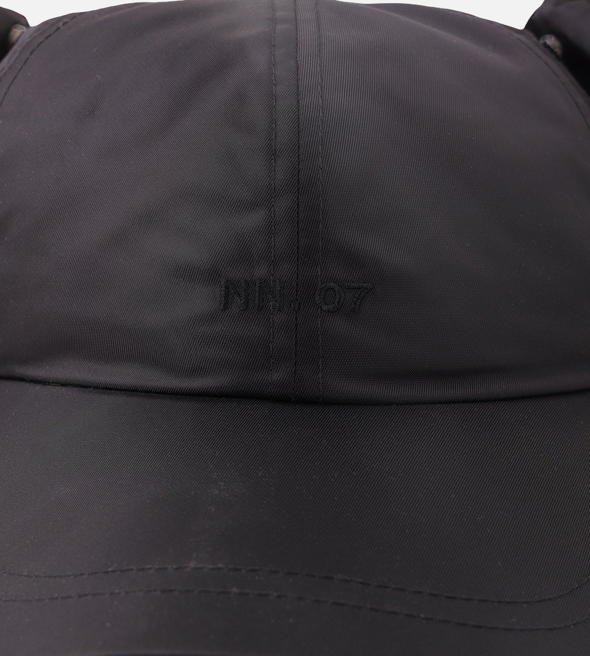 NN.07 Base Trapper Cap 90052 Black
