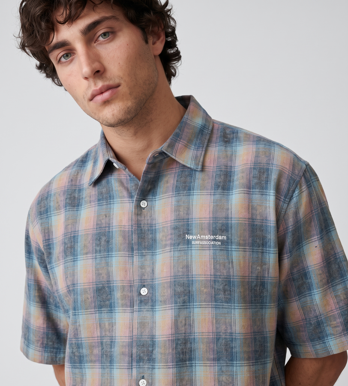 New Amsterdam Surf Association Flanel Short Sleeve Button Up Rainbow Check